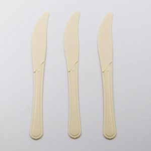 סכינים קרם מפלסטיק