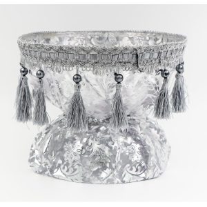 קערת חינה מעוטרת